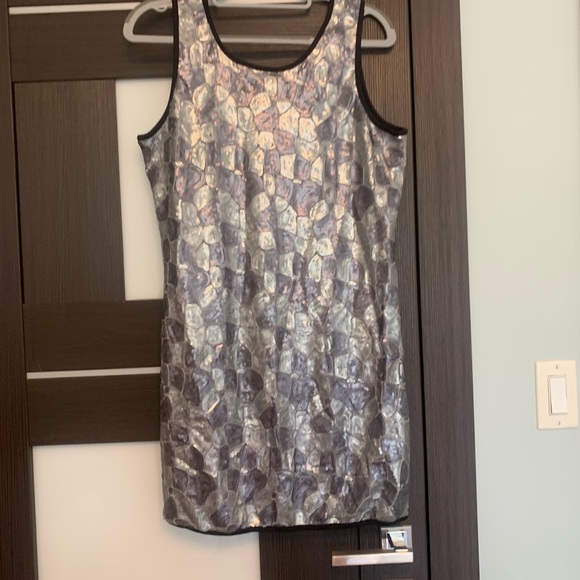 Romeo & Juliet Couture , size L - Picture 3 of 5